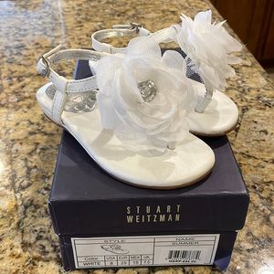 Toddler Girls size 8 Stuart Weitzman White dress sandals